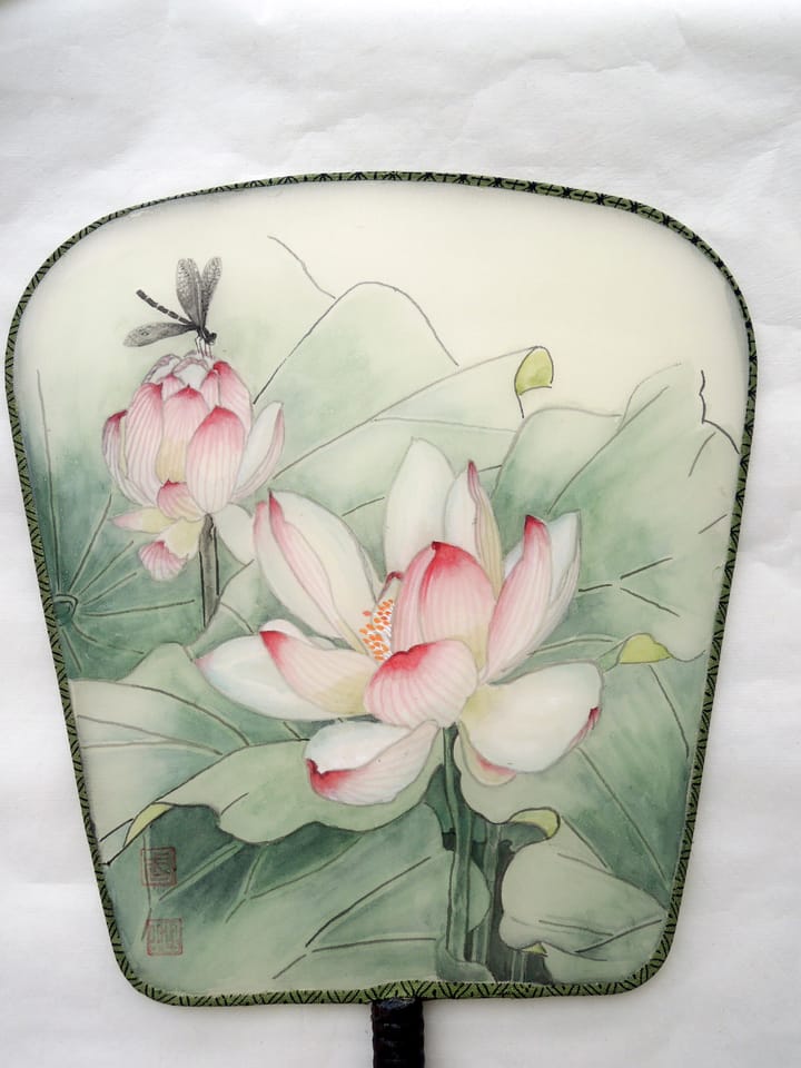 扇子画 荷花蜻蜓